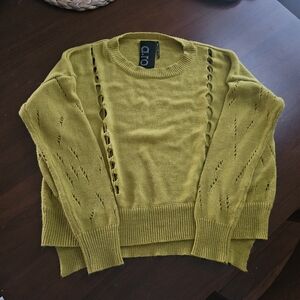 Small Nordstroms a + ro Fun Yellow Lightweight Sweater